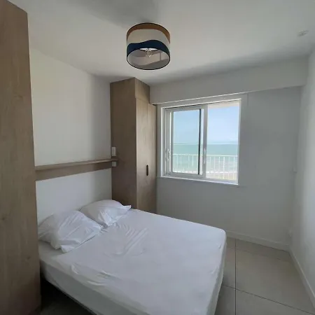 Vue Panoramique Mer, Balcon Apartment *